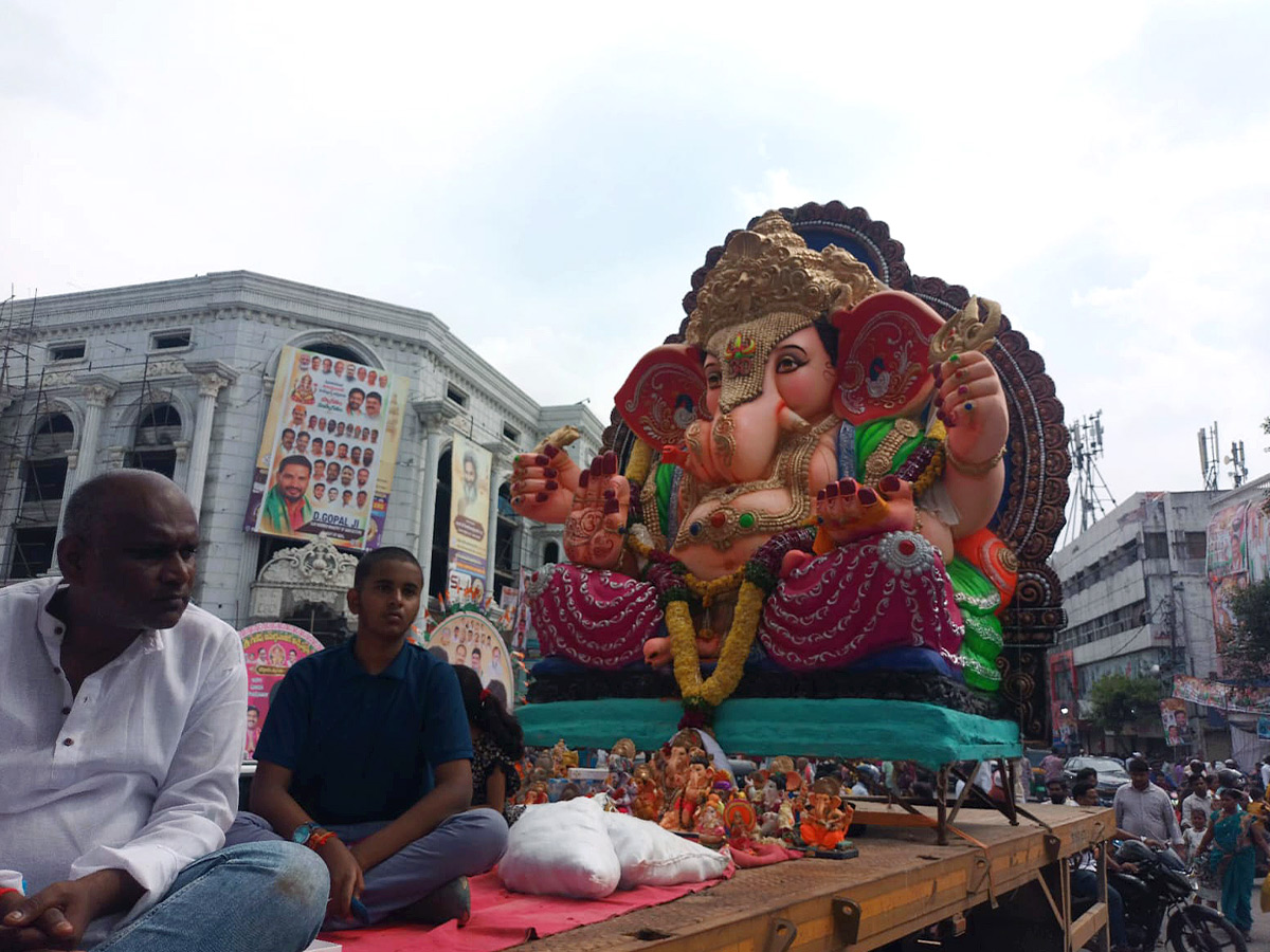 Ganesh Immersion Festivities in Hyderabad Photos12