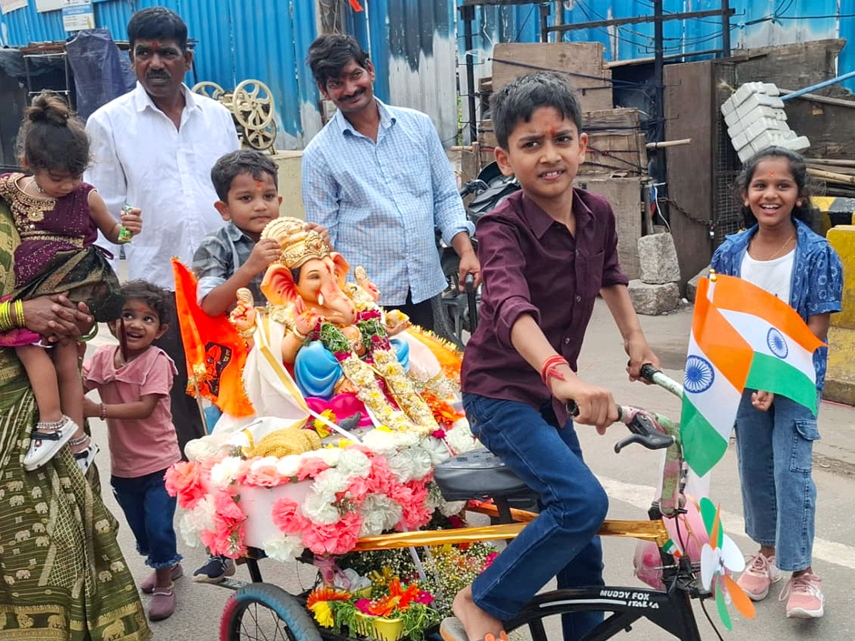 Ganesh Immersion Festivities in Hyderabad Photos3