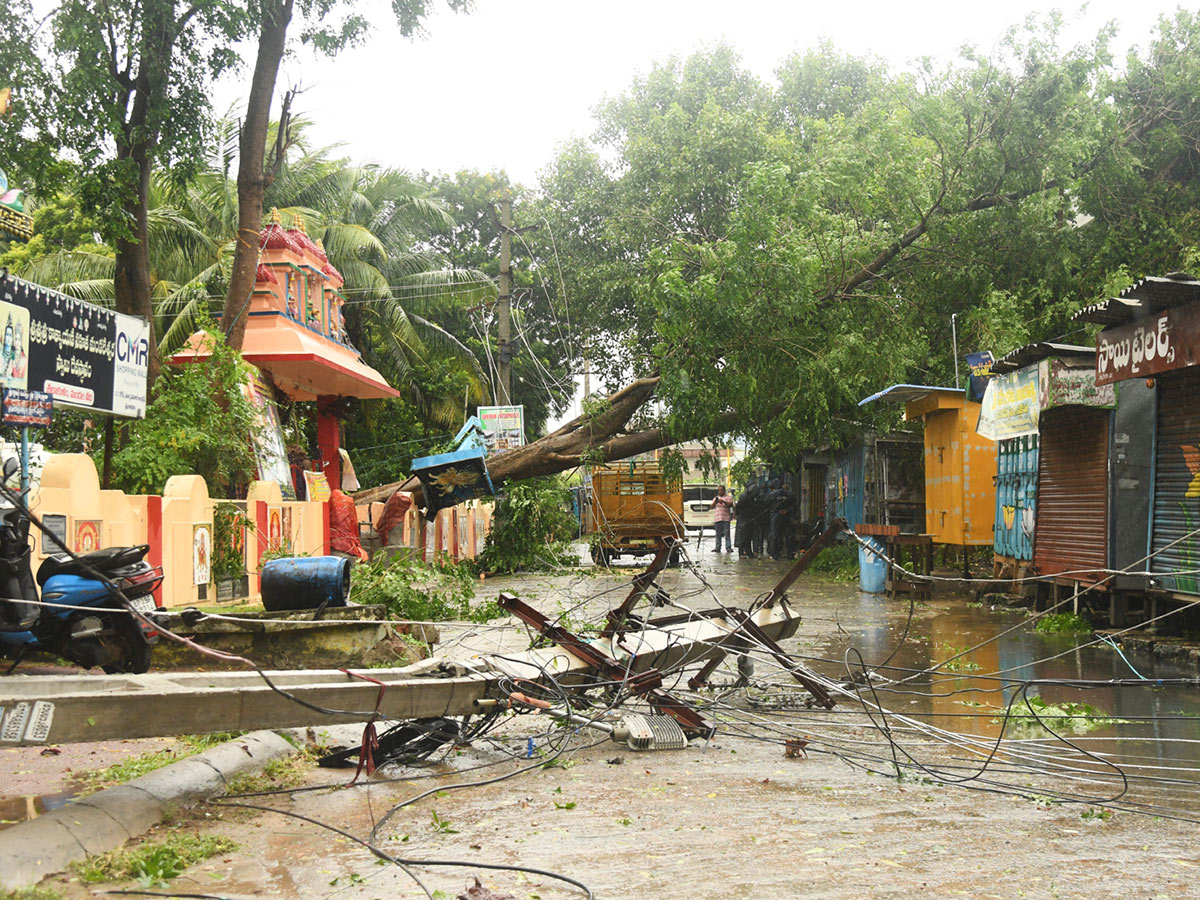 heavy rain in srikakulam Photo Gallery28