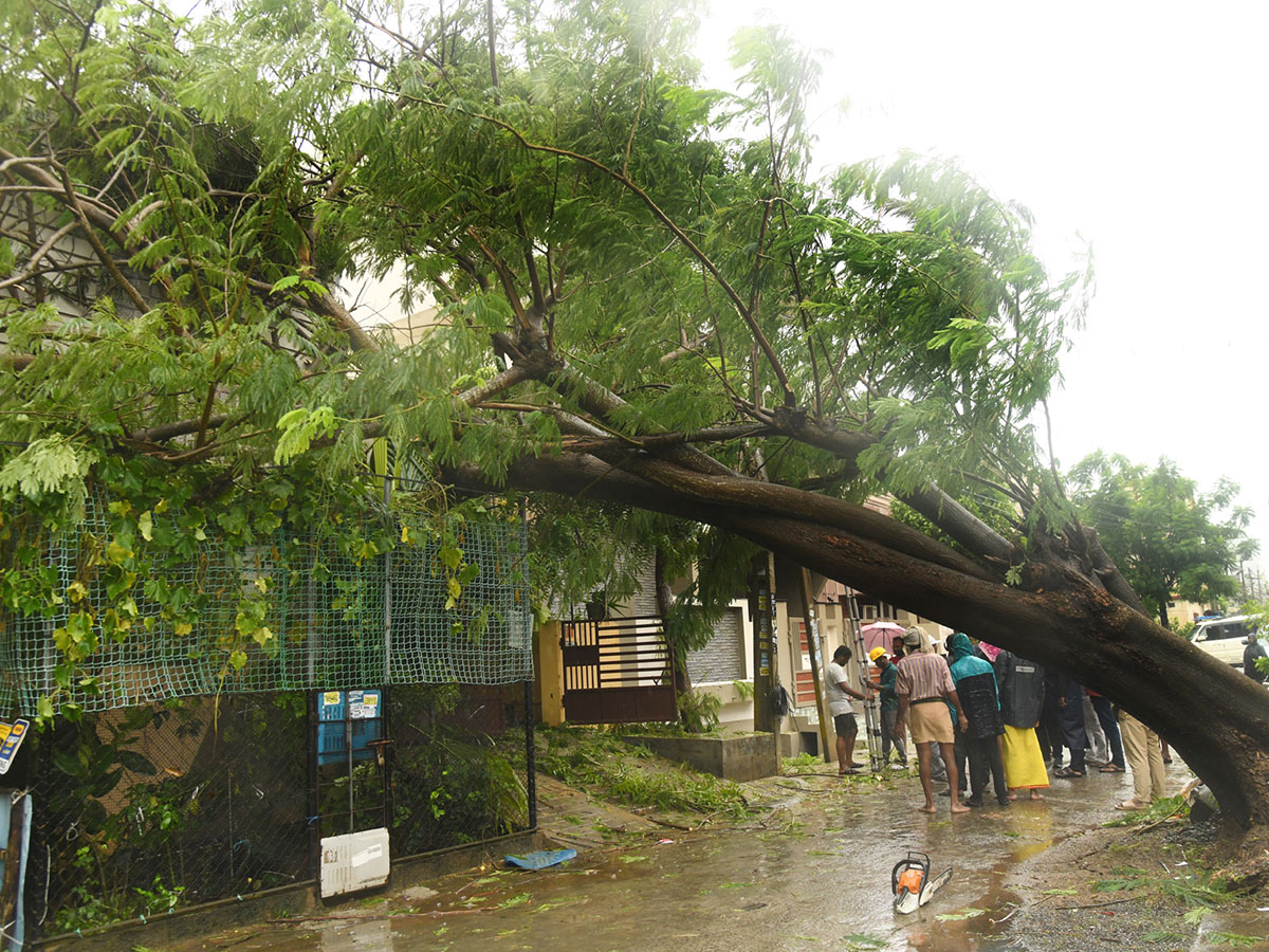 heavy rain in srikakulam Photo Gallery30