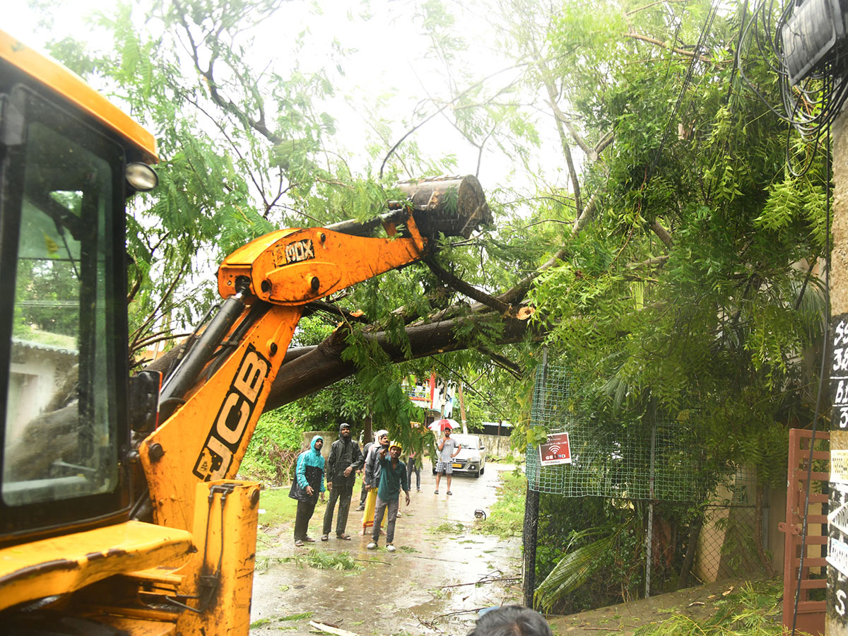 heavy rain in srikakulam Photo Gallery31