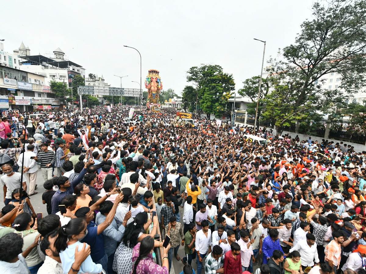 khairatabad ganesh nimajjanam 2026 Hussain Sagar HD Photos15