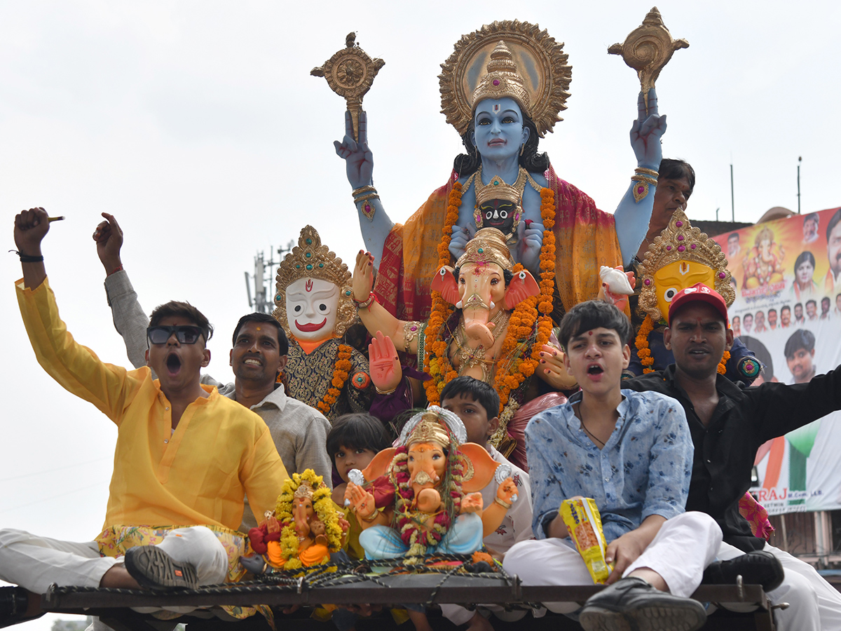 Tank Bund Ganesh Nimajjanam 2026 photos2