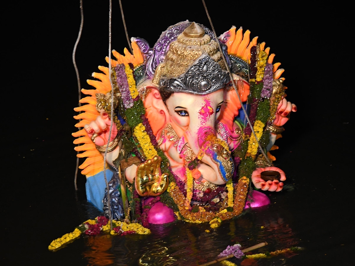 Tank Bund Ganesh Nimajjanam 2026 photos24