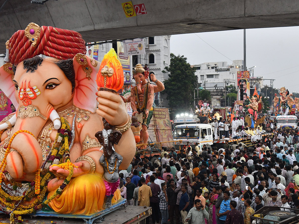 Tank Bund Ganesh Nimajjanam 2026 photos6