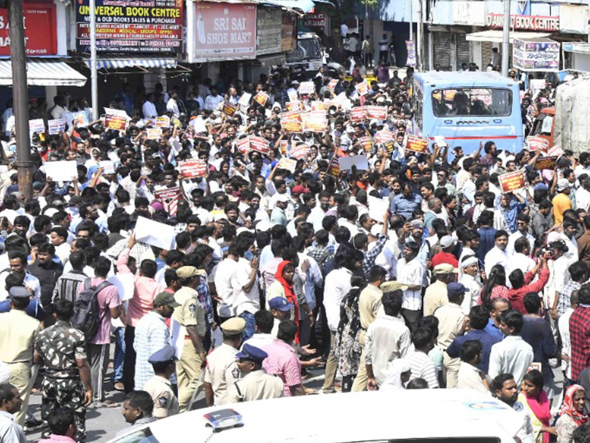 AP: Secretariat Employees’ Revolt..! (Photos)22