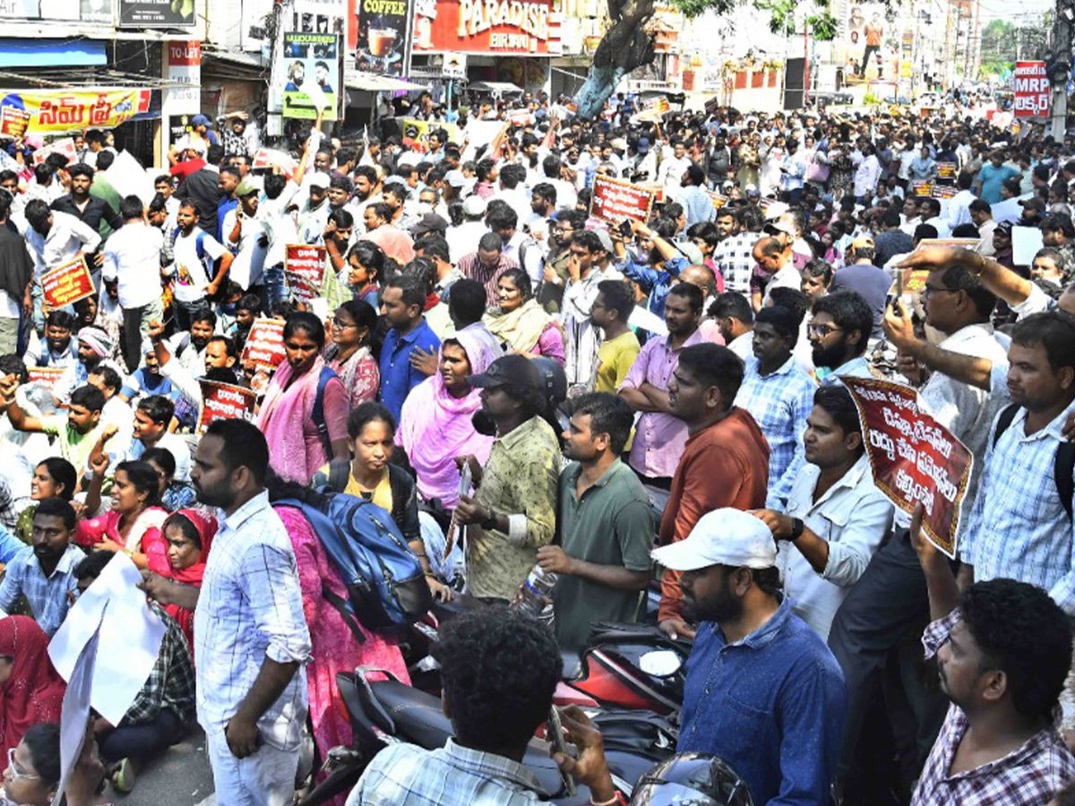 AP: Secretariat Employees’ Revolt..! (Photos)5