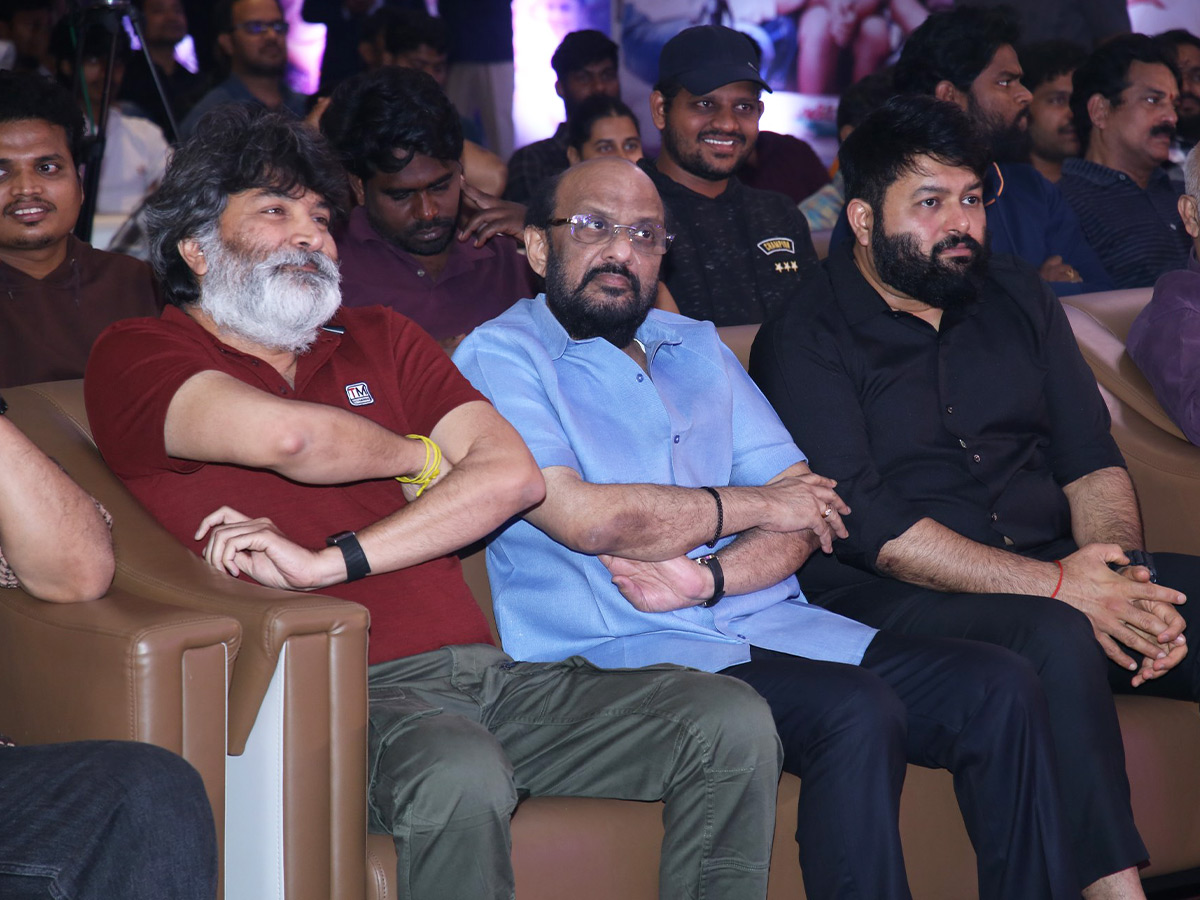 Adarsha Kutumbam Narayanamma Song Launch Photos4