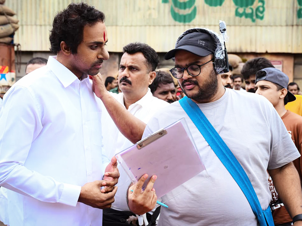 KCR Like Character in The Paradise Behind the Scenes Photos4