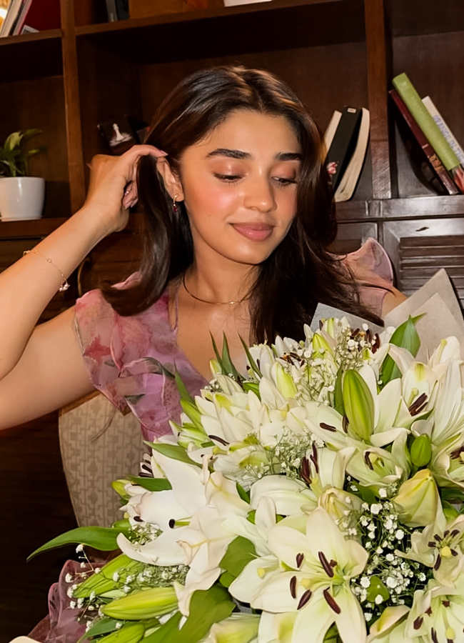 Krithi Shetty in a Birthday Celebration Vibe9