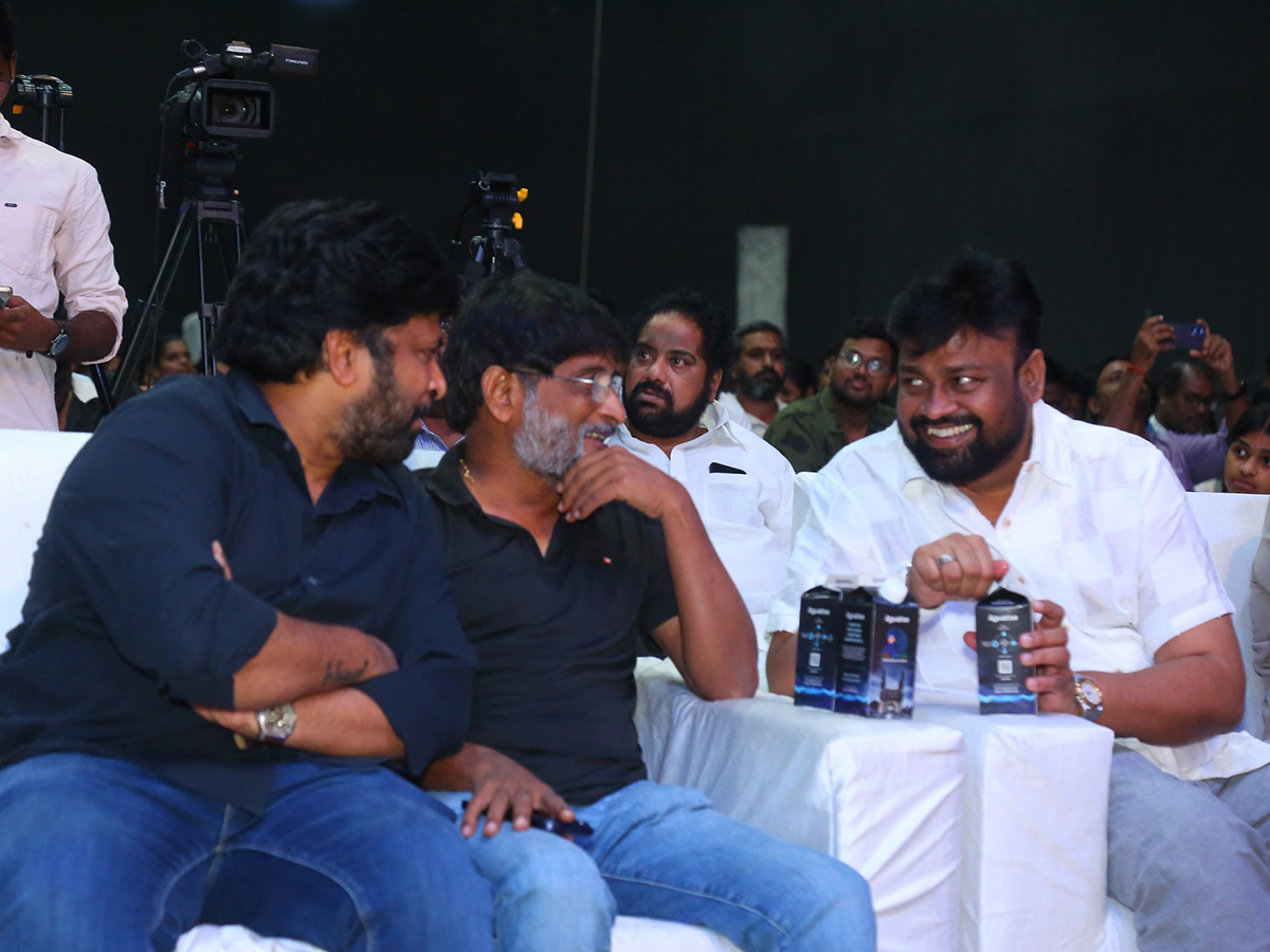 Anakapalli Pre Release Event Photo Gallery15