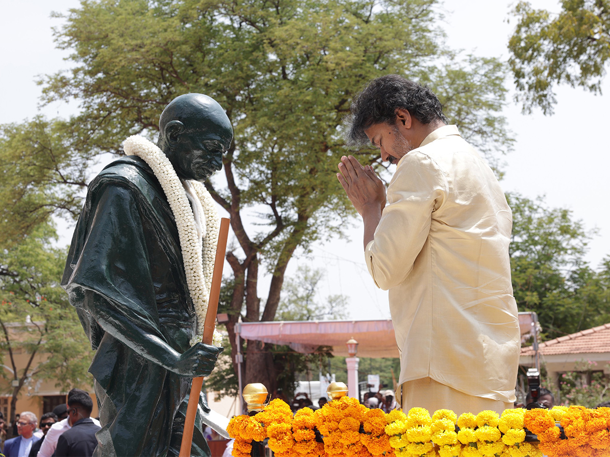 CM Vijay Launches 1-Gram Gold Ring Scheme In Madurai Photos13