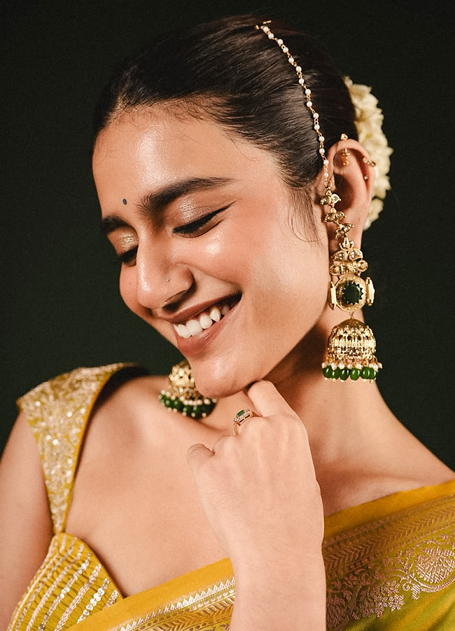 Priya Prakash Varrier Beautiful Looks12