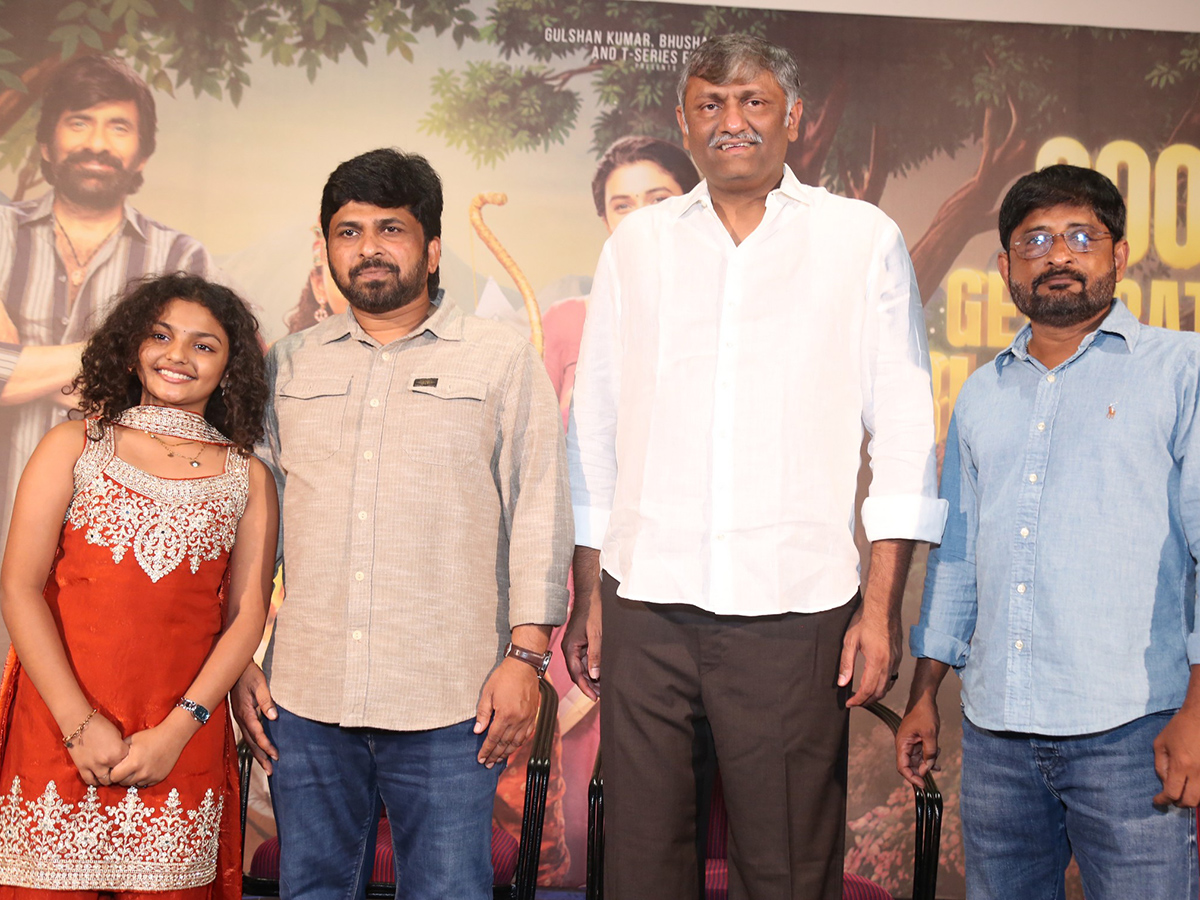 Irumudi Movie 200 Crore Press Meet HD Photos14