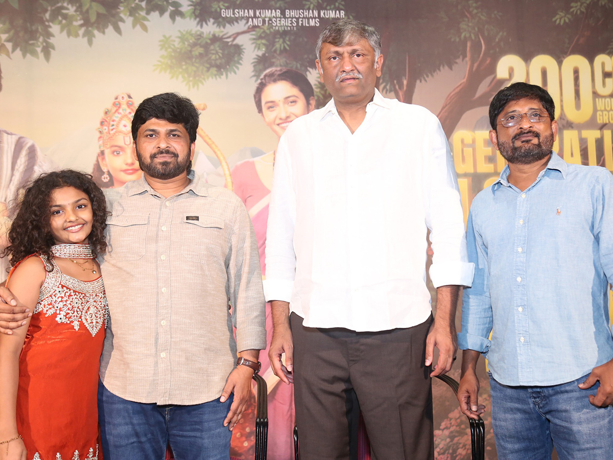 Irumudi Movie 200 Crore Press Meet HD Photos15