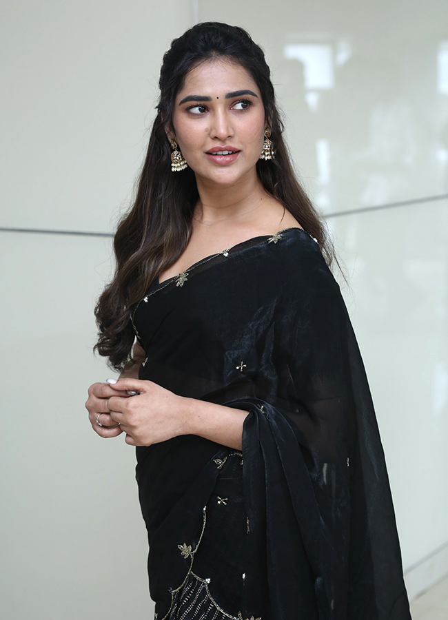 Tatvam Movie Actress Dashvika HD Photos12