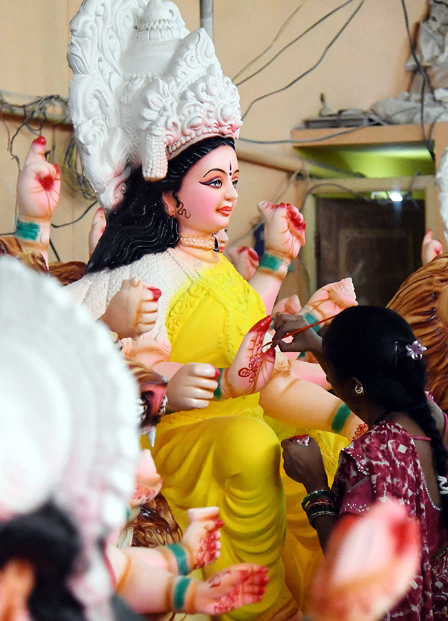 Durga Idols Immersion in Hyderabad HD Photos15