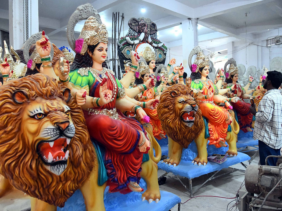 Durga Idols Immersion in Hyderabad HD Photos2