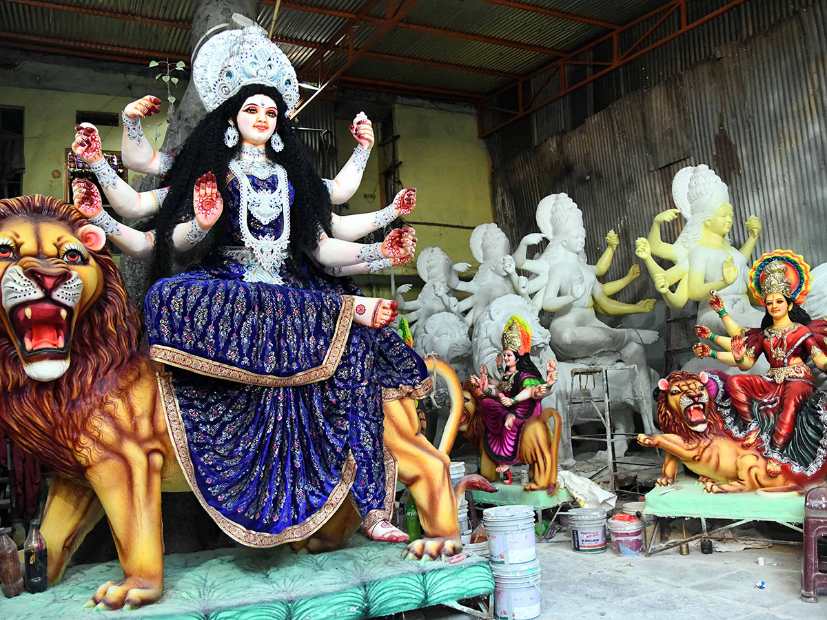 Durga Idols Immersion in Hyderabad HD Photos3