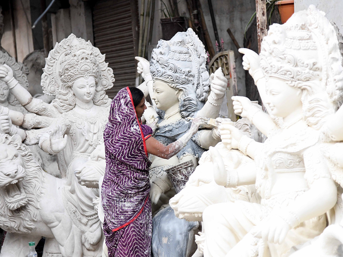 Durga Idols Immersion in Hyderabad HD Photos9