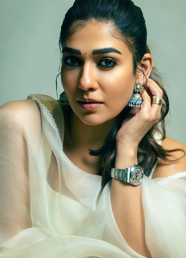 Nayanthara  Mesmerizing Movie Mood Photos6