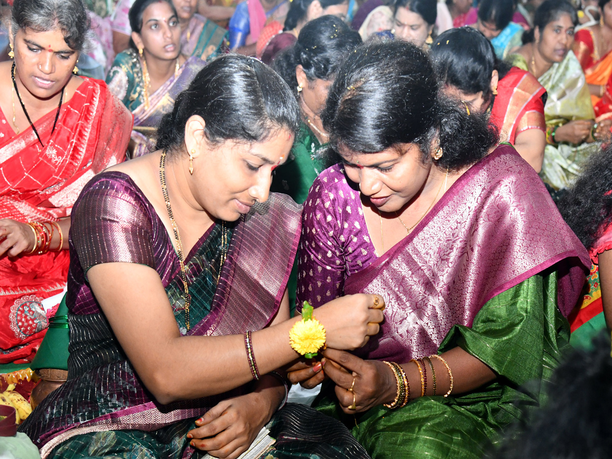 Varalakshmi Vratham At Indrakeeladri Photos8