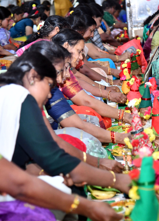 Varalakshmi Vratham At Indrakeeladri Photos13