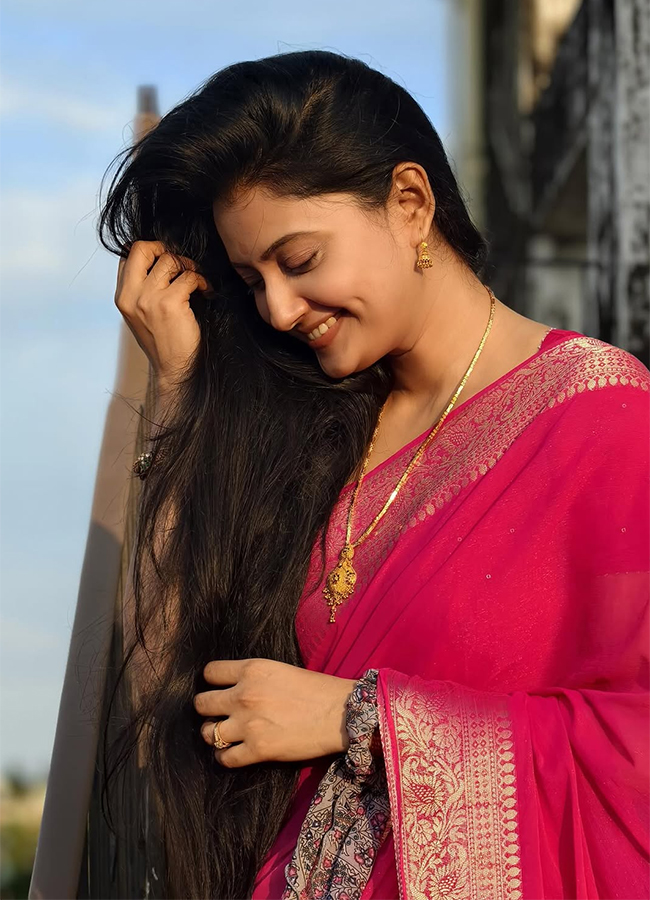 Actress Debjani Modak Bigg Boss 10 Telugu Viral Photos15