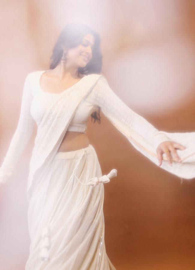 MAD Fame Ananthika A Beauty Like a Celestial Goddess Photos9