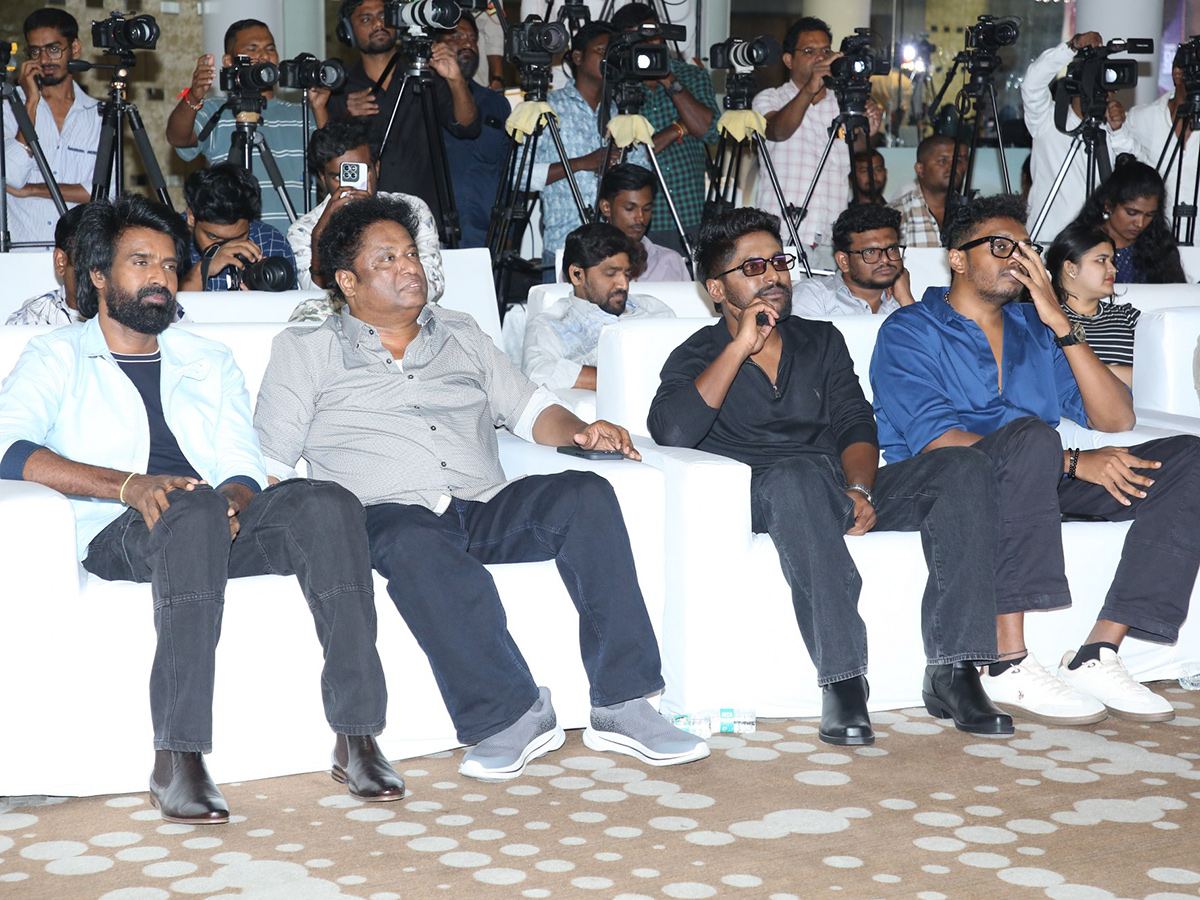 Mandadi Movie Pre Release Function HD Photos11