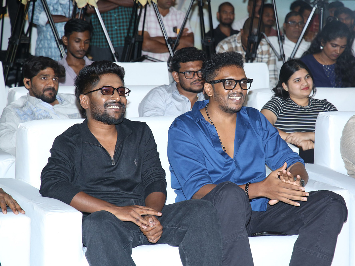 Mandadi Movie Pre Release Function HD Photos9