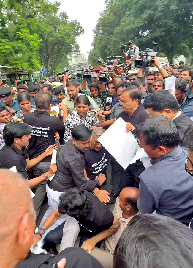 BRS Calls for Statewide Protests Over MLAs Being Barred From Assembly11
