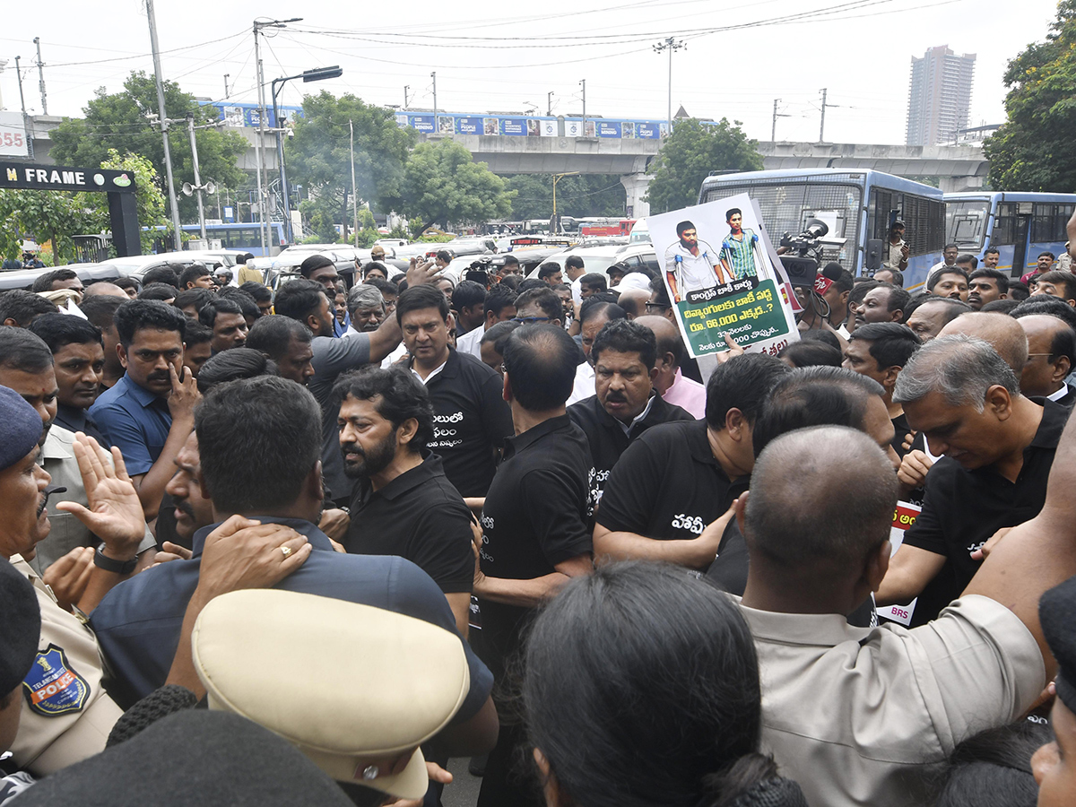 BRS Calls for Statewide Protests Over MLAs Being Barred From Assembly15