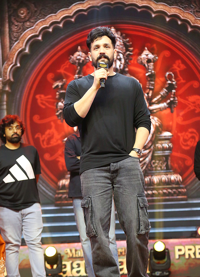 Mahendragiri Varahi Pre-Release Event Photos14