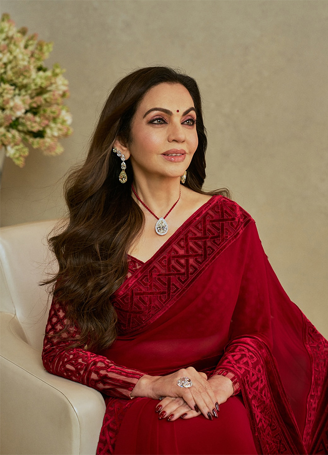 Abu Jani And Sandeep Khosla: Celebrating 40 Years of Iconic Fashion16