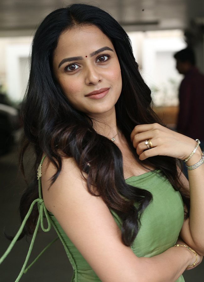 Vaishnavi Chaitanya in Epic Movie Interview Photos16