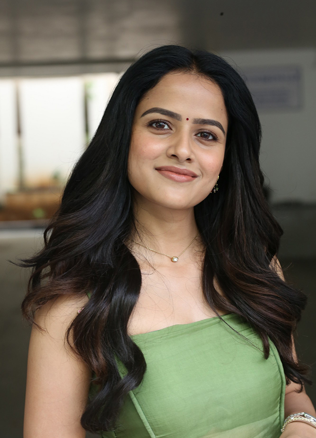 Vaishnavi Chaitanya in Epic Movie Interview Photos9