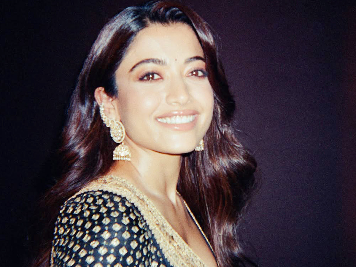 Rashmika’s Throwback Photos.. Too Cute to Handle! (See Pics)8