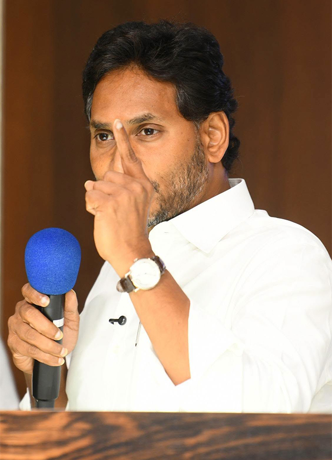 YS Jagan Meeting With Parchur Leaders Today HD Photos17
