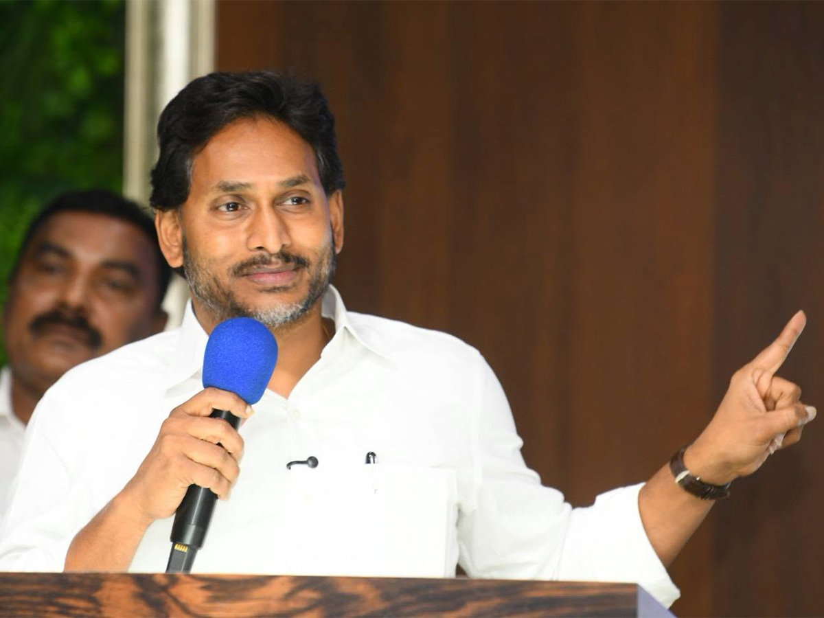 YS Jagan Meeting With Parchur Leaders Today HD Photos2
