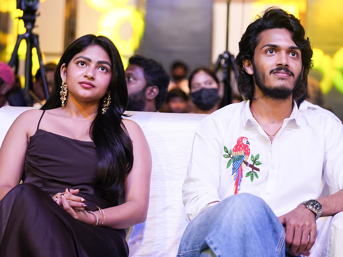 Thella Kagitham Movie Pre Release Photos3