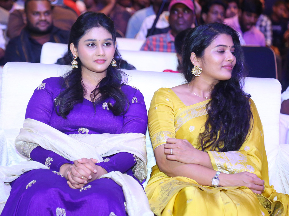 Thella Kagitham Movie Pre Release Photos5