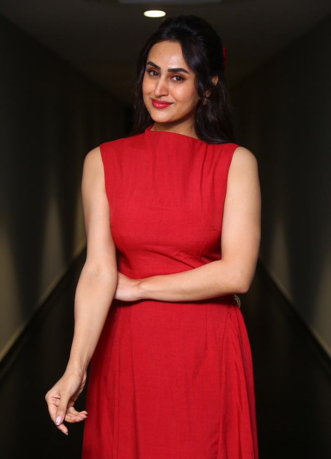 Actress Archana Iyer Latest Photos2