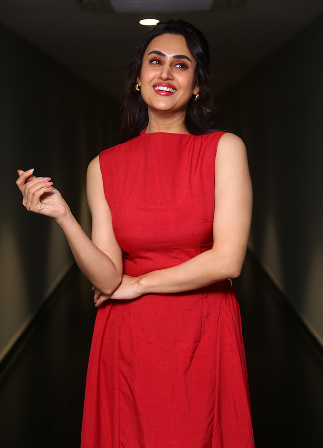 Actress Archana Iyer Latest Photos3
