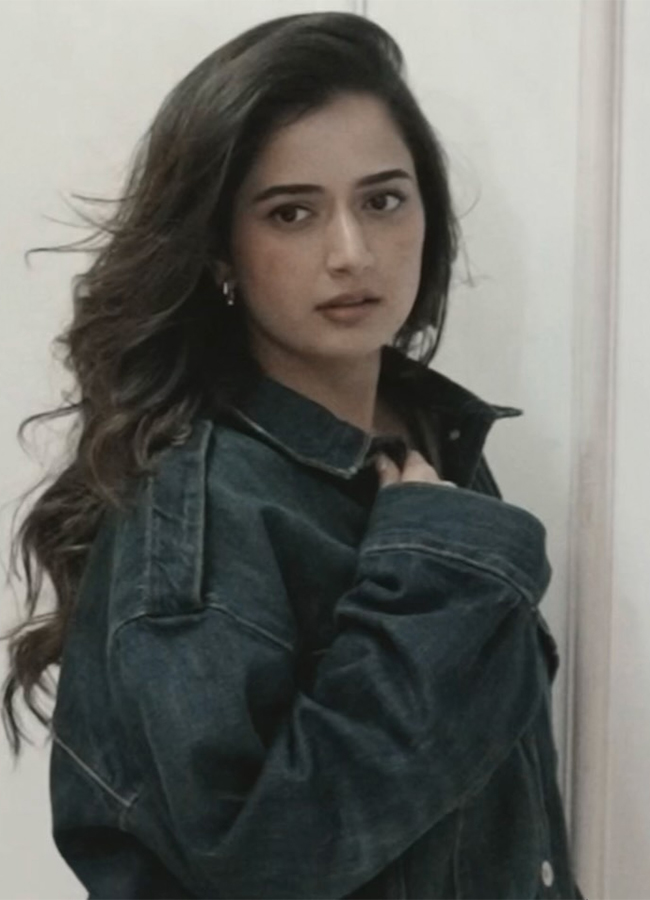 Actress Ashika Ranganath Latest Photos Viral9