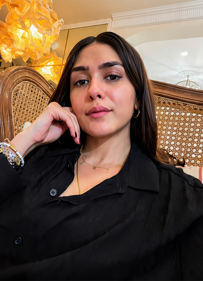 Actress Mrunal Thakur September Month Viral Photos6