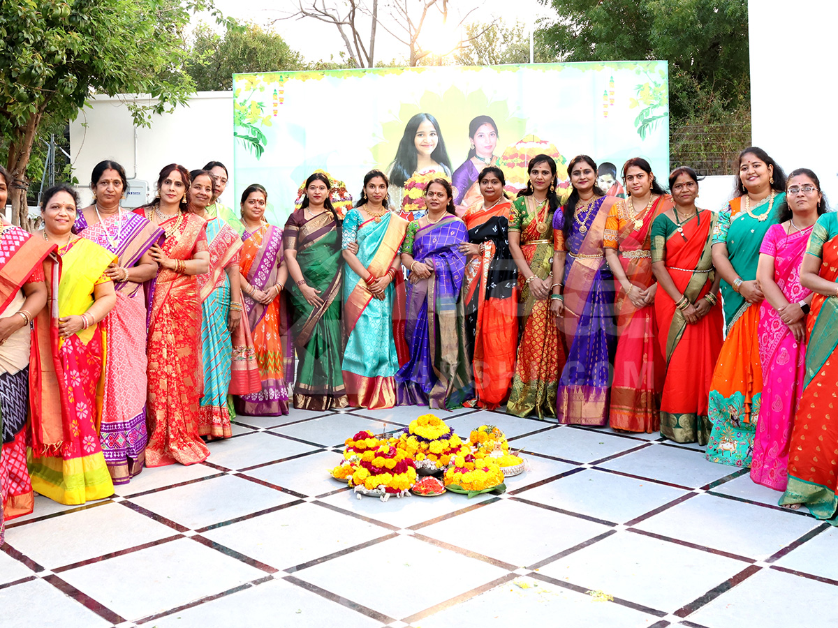 Bathukamma Celebrations 2026 Hyderabad HD Photos22