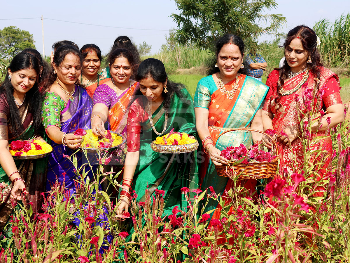Bathukamma Celebrations 2026 Hyderabad HD Photos6