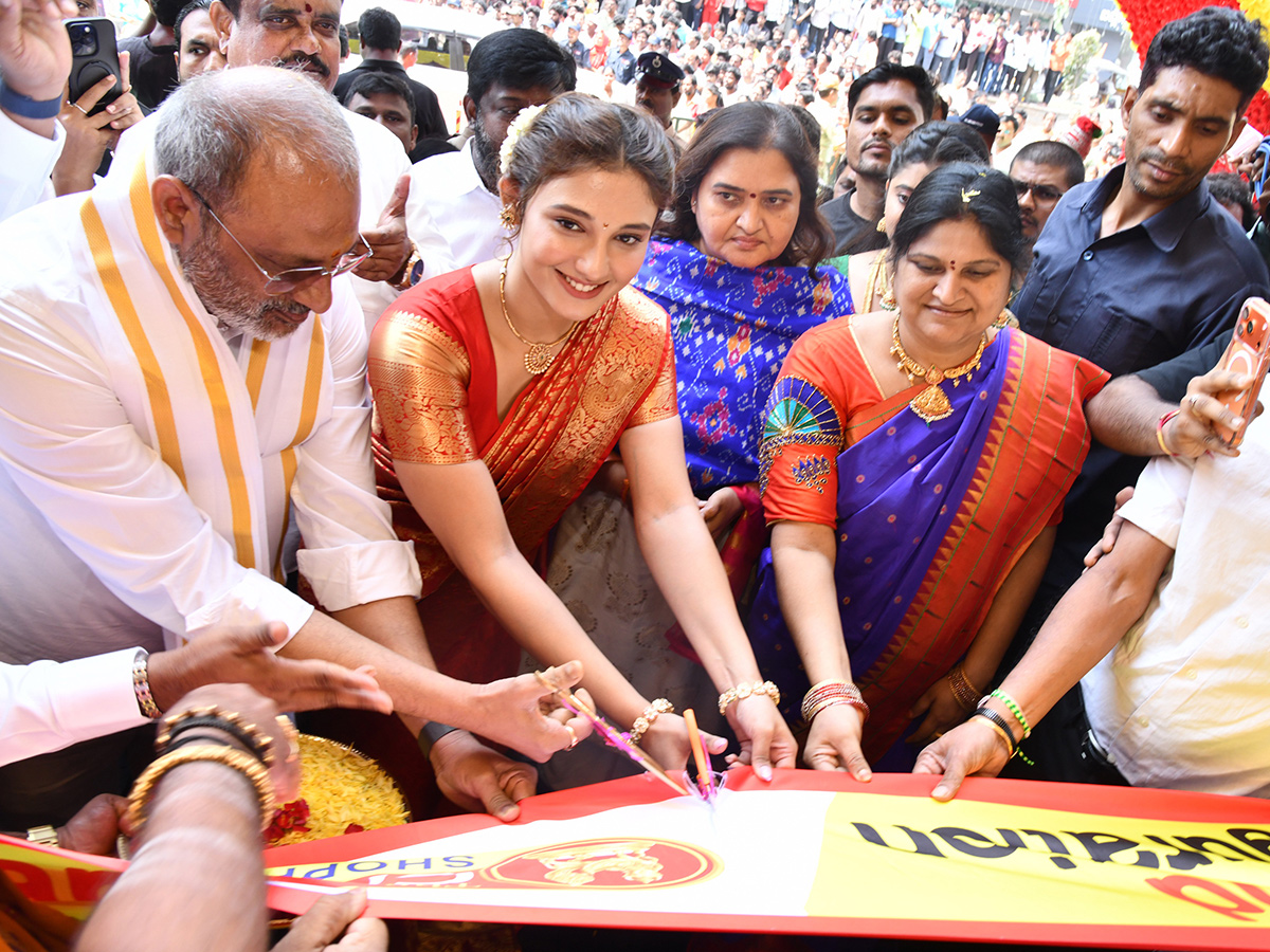 Film actress Ritika Nayak Creates a buzz in Nalgonda3