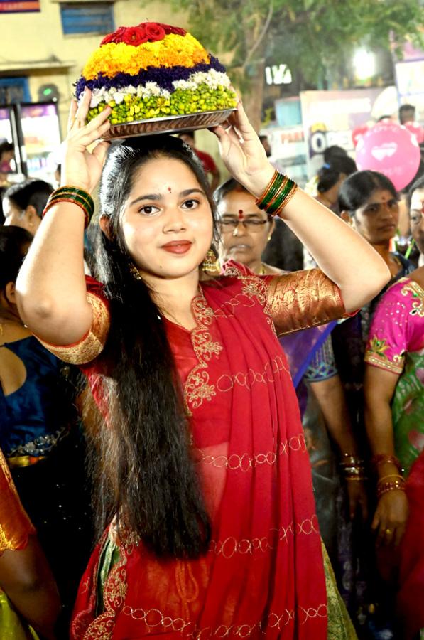  Engilipula Bathukamma Celebrations At Telangana6